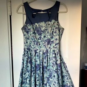 LC Lauren Conrad Mini/Midi floral dress